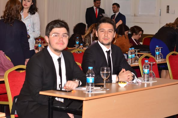 İNFEKSİYON DÜNYASI ÇALIŞTAYI 2018, saygı duruşu ve İstiklal Marşımızın ardından Dr. Numan İlteriş ÇEVİK, Teletıp ve Eğitim Derneği Başkanı Prof. Dr. Hamdi AKAN ile Çalıştay Başkanları Prof. Dr. Dilek ARMAN ve Prof. Dr. İsmail BALIK'ın açılış konuşmalarıyla 22 Mart 2018, Perşembe günü saat 09.00’da Wyndham Otel, Ankara’da 142 katılımla başladı.