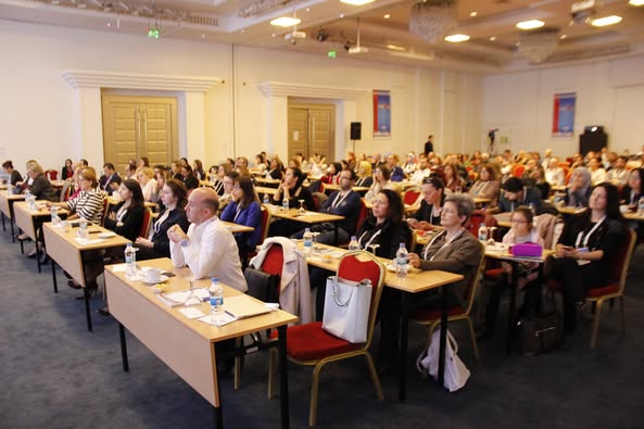 İnfeksiyon Dünyası Çalıştayı 2018’in, “HIV TEDAVİSİNDE YENİ BİR SAYFA...” oturumu 133 katılımla gerçekleşti. 3. Gün, 24 Mart 2018.