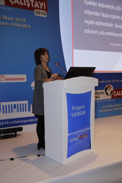 İnfeksiyon Dünyası Çalıştayı 2018’in, “AKILCI ANTİBİYOTİK KULLANIMI” oturumu 252 katılımla gerçekleşti. 4. Gün, 25 Mart 2018.