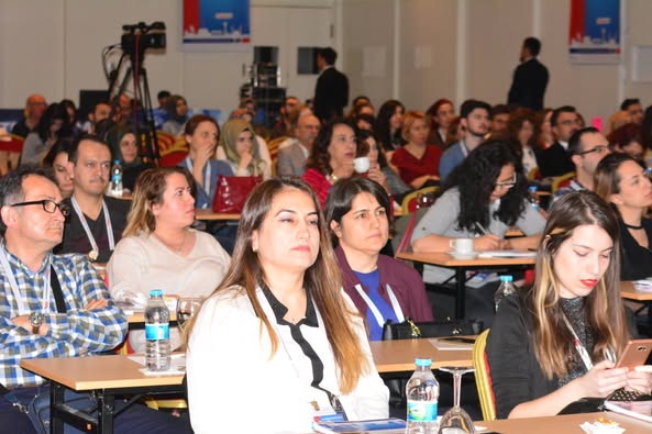 İnfeksiyon Dünyası Çalıştayı 2018’in, “KİKDE ÖNLENMESİNDE GÜNCEL YAKLAŞIMLAR VE TÜRKİYE ULUSAL KILAVUZU” oturumu 183 katılımla gerçekleşti. 2. Gün, 23 Mart 2018.