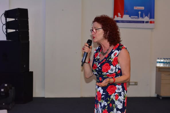 İnfeksiyon Dünyası Çalıştayı 2018’in, “HIV/AIDS: TEDAVİ” oturumu Dr. Jale  AYTAÇ SARIDOĞAN ve Dr. Aygen TÜMER’in gerçekleştirdiği ROLEPLAY eşliğinde 105 katılımla tamamlandı. 3. Gün, 24 Mart 2018.