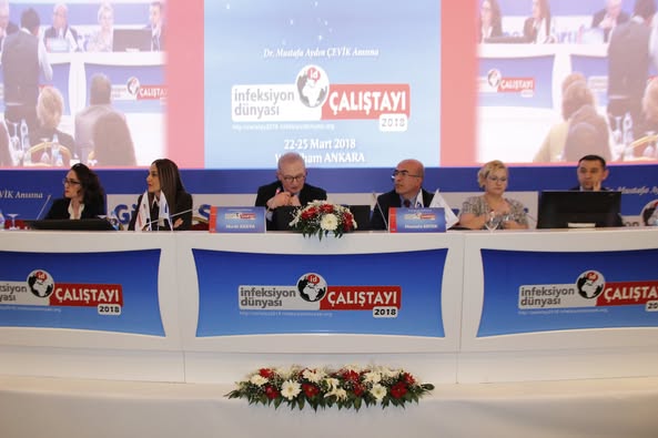 İnfeksiyon Dünyası Çalıştayı 2018’in, “YOĞUN BAKIM İNFEKSİYONLARI: HAYATIMIZ “MANTAR” MI?” oturumu 141 katılımla gerçekleşti. 2. Gün, 23 Mart 2018.